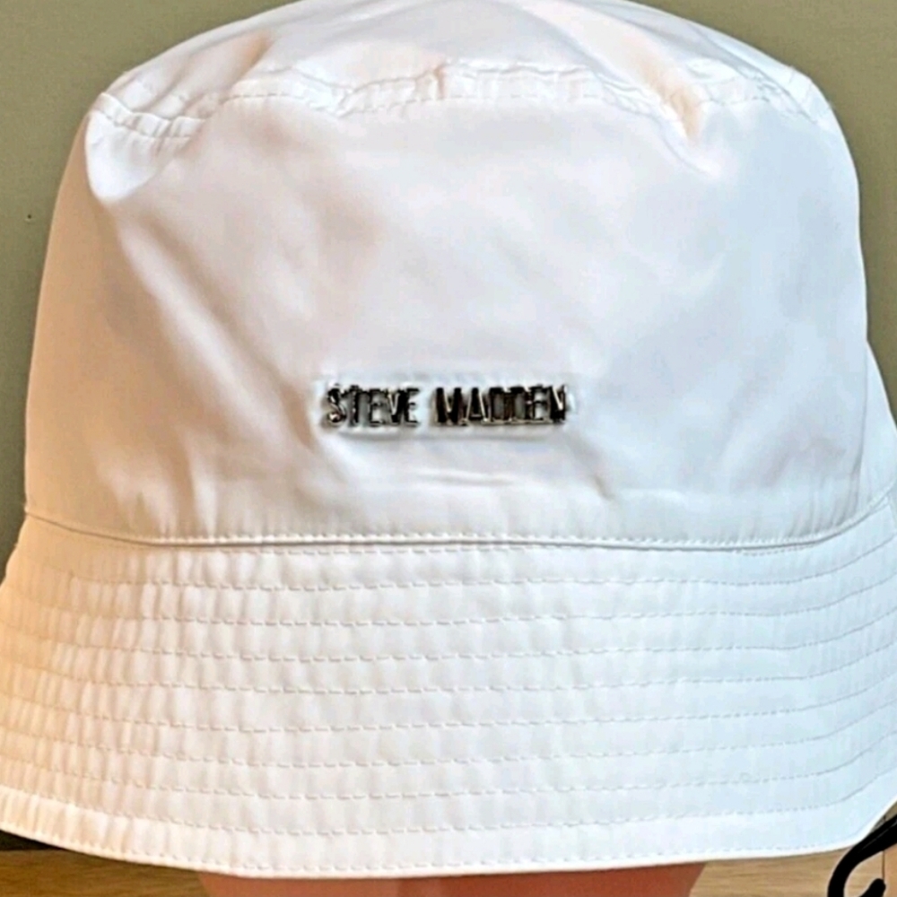 Steve Madden White Bucket Hat